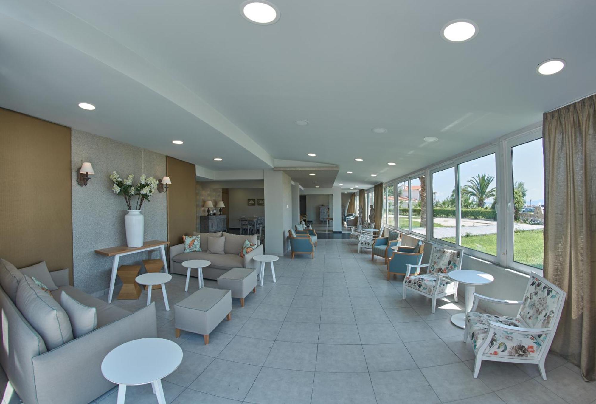 Hotel Sarti Beach Екстер'єр фото