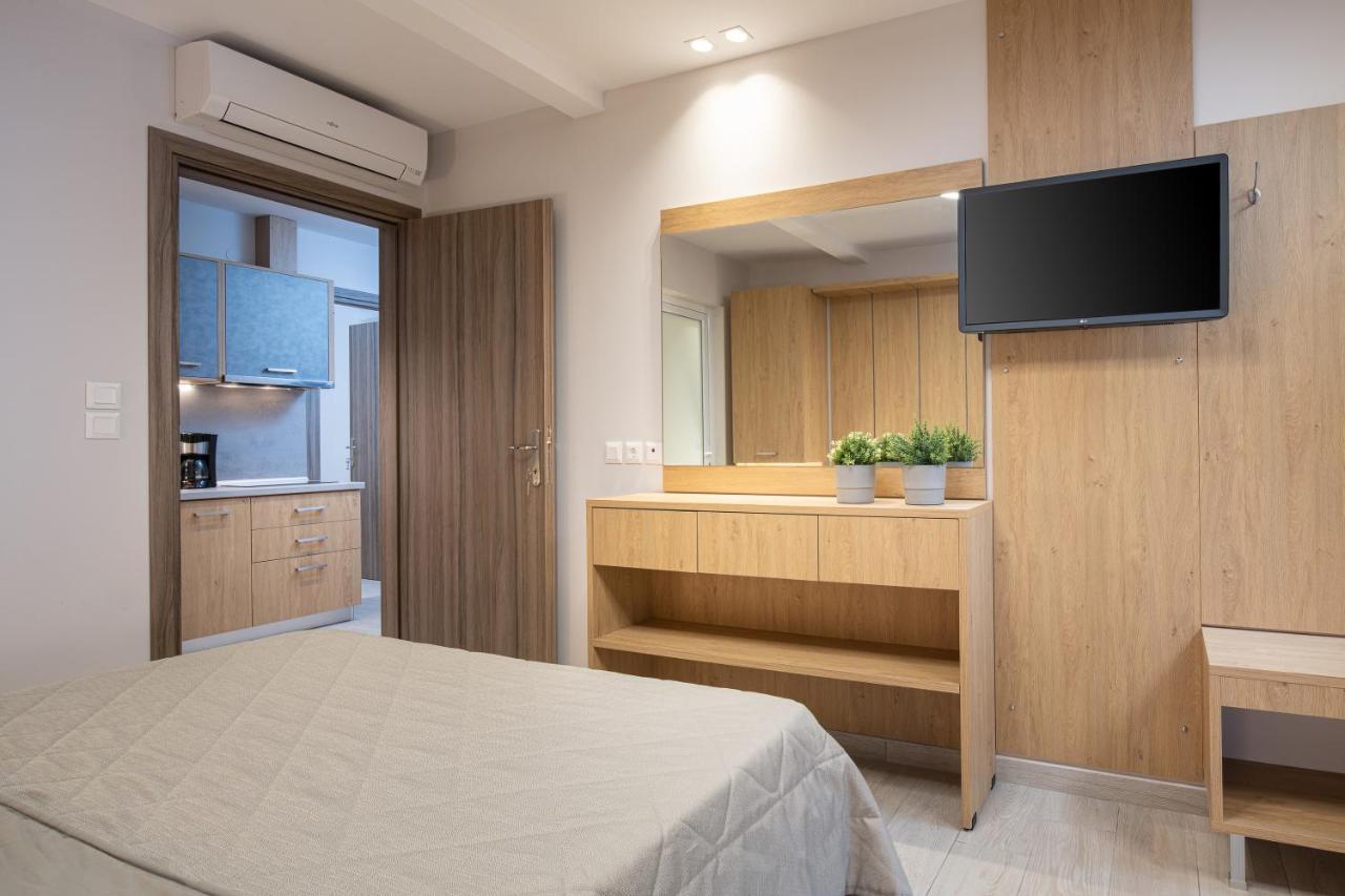 Hotel Sarti Beach Екстер'єр фото